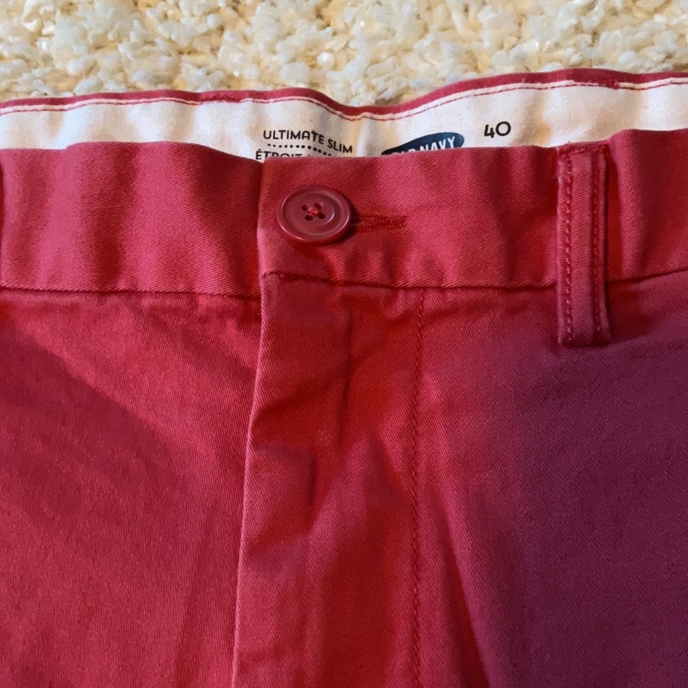 Old Navy Men’s Shorts - Picture 3 of 9